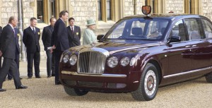 ინგლისი დედოფალი - ელისაბედ II Bentley Limuzin 